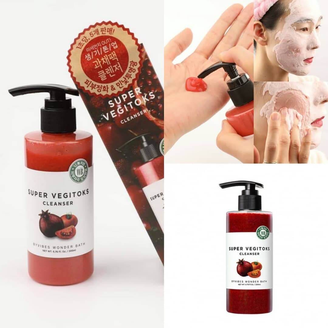 Wonder Bath Super Vegitoks Cleanser 300 ml. (Red) บับเบิ้ลคลีนเซอร์สุดฮิต !! สูตรใหม่!!  สีแดง - สารสกัดจากผักผลไม้สีแดง ช่วยฟื้นฟูผิวที่คล้ำเสีย ปรับผิวให้ขาวกระจ่างใสอย่างเป็นธรรมชาติ ปรับให้สีผิวสม่ำเสมอ เรียบเนียน ช่วยลดเลือนรอยสิว รอยดำ รอยแดง และจุดด่างดำต่างๆได้อย่างมีประสิทธิภาพ ผิวจะดูใสขึ้น ไบรท์ขึ้นอย่างชัดเจน